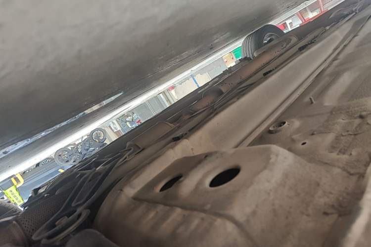 Used Buick LaCrosse 2012 2.4L SIDI Elegant Edition Chassis Front Right