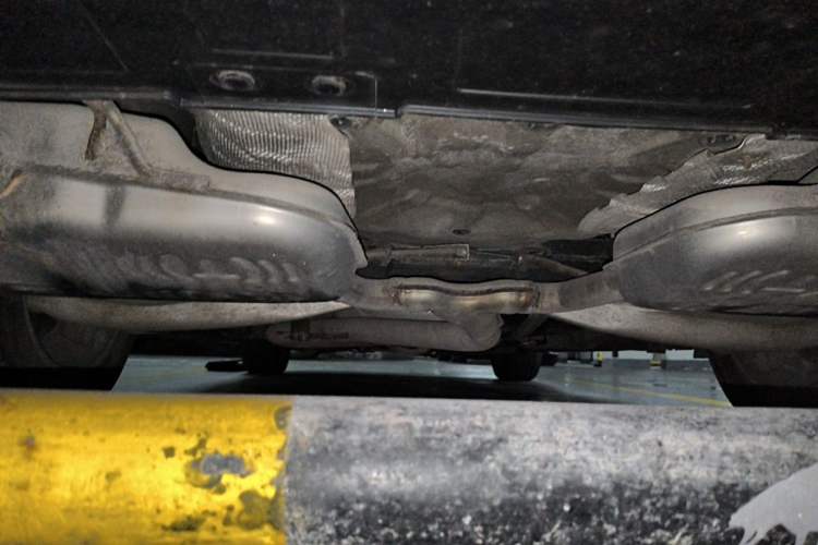 Used Buick LaCrosse 2012 2.4L SIDI Elegant Edition Chassis Rear