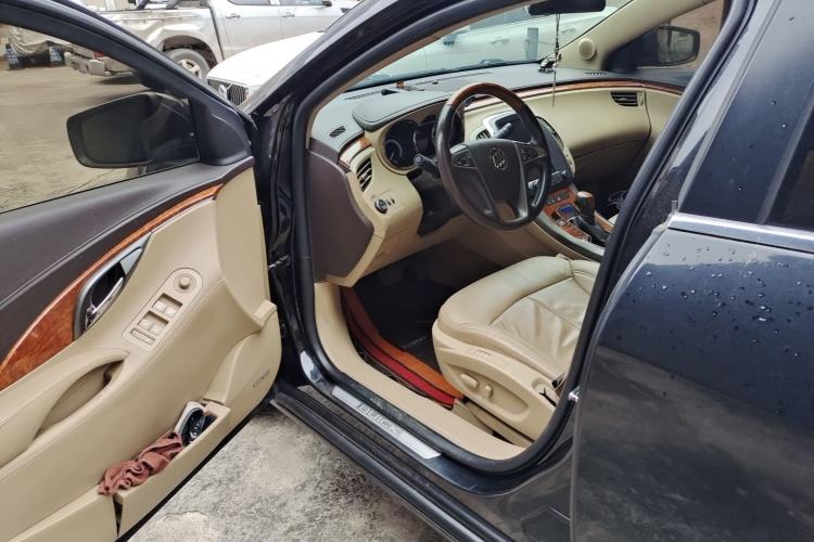 Used Buick LaCrosse 2012 2.4L SIDI Luxury Edition Driver Seat