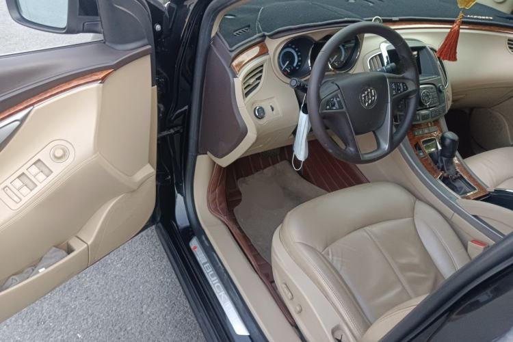 Used Buick LaCrosse 2012 2.4L SIDI Haoya Edition Driver Seat