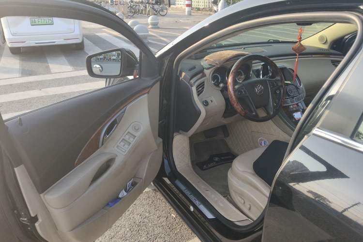 Used Buick LaCrosse 2012 2.4L SIDI Haoya Edition Driver Seat