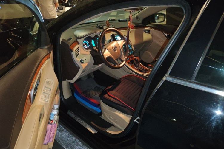 Used Buick LaCrosse 2012 2.4L SIDI Elegant Edition Driver Seat