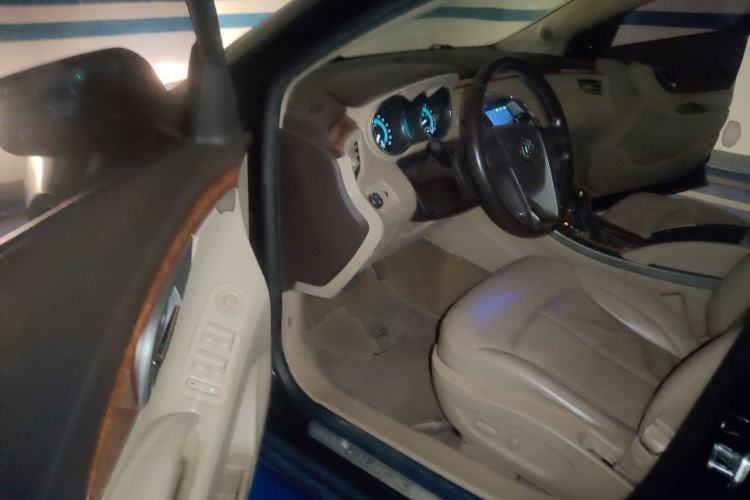 Used Buick LaCrosse 2012 2.4L SIDI Elegant Edition Driver Seat