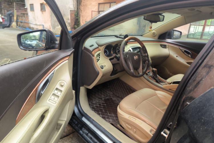 Used Buick LaCrosse 2012 2.4L SIDI Luxury Edition Driver Seat