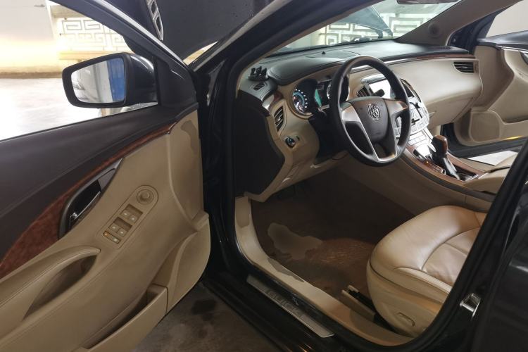 Used Buick LaCrosse 2012 2.4L SIDI Comfort Edition Driver Seat