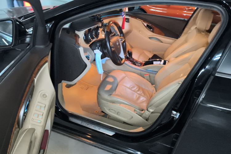 Used Buick LaCrosse 2012 2.4L SIDI Luxury Edition Driver Seat