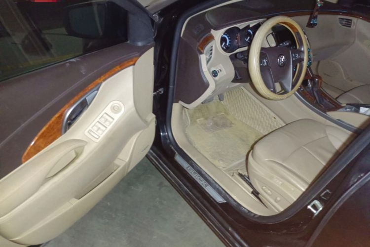 Used Buick LaCrosse 2012 2.4L SIDI Luxury Edition Driver Seat