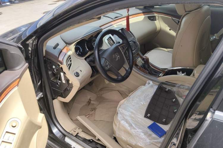 Used Buick LaCrosse 2012 2.4L SIDI Haoya Edition Driver Seat
