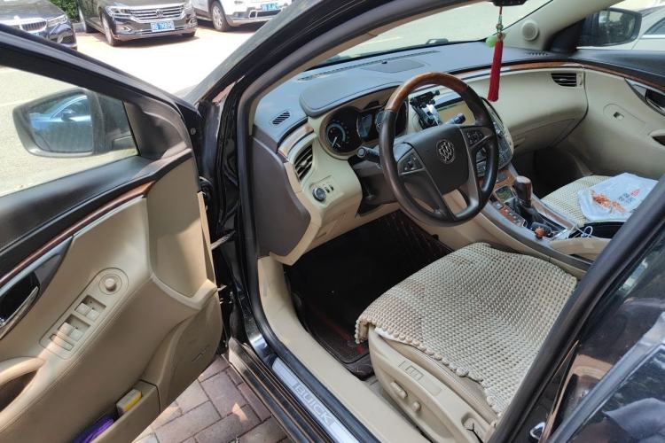 Used Buick LaCrosse 2012 2.4L SIDI Luxury Edition Driver Seat