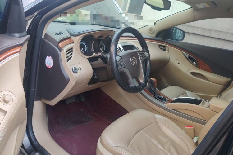 Used Buick LaCrosse 2012 2.4L SIDI Luxury Edition Driver Seat