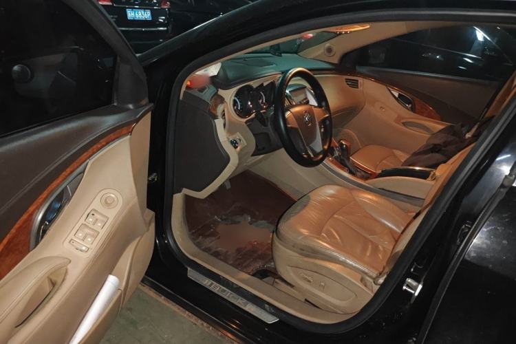 Used Buick LaCrosse 2012 2.4L SIDI Elegant Edition Driver Seat