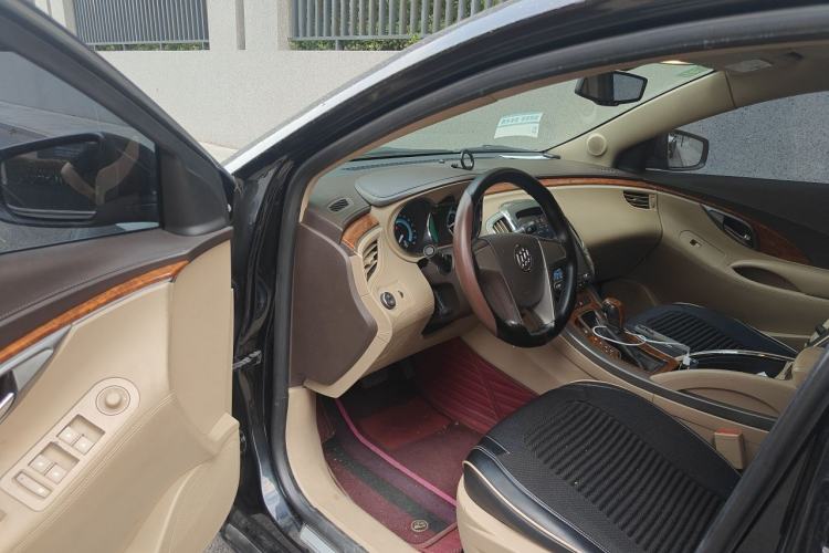 Used Buick LaCrosse 2012 2.4L SIDI Elegant Edition Driver Seat