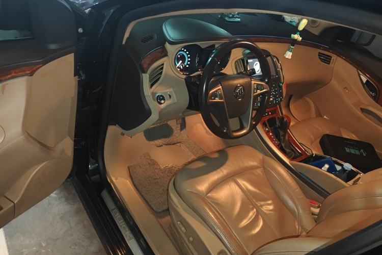 Used Buick LaCrosse 2012 2.4L SIDI Haoya Edition Driver Seat