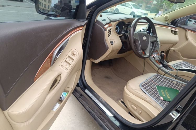 Used Buick LaCrosse 2012 2.4L SIDI Luxury Edition Driver Seat