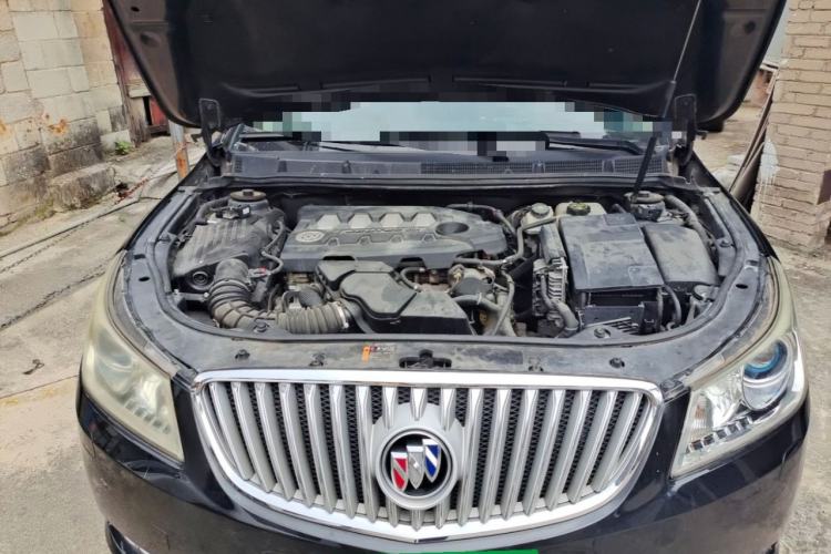 Used Buick LaCrosse 2012 2.4L SIDI Luxury Edition Engine Bay