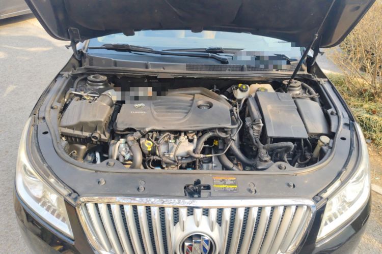 Used Buick LaCrosse 2012 2.0T Haoya Edition Engine Bay