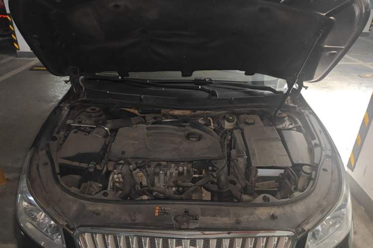 Used Buick LaCrosse 2012 2.0T Comfort Edition Engine Bay