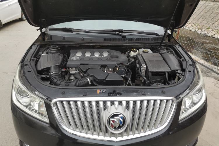 Used Buick LaCrosse 2012 2.4L SIDI Haoya Edition Engine Bay