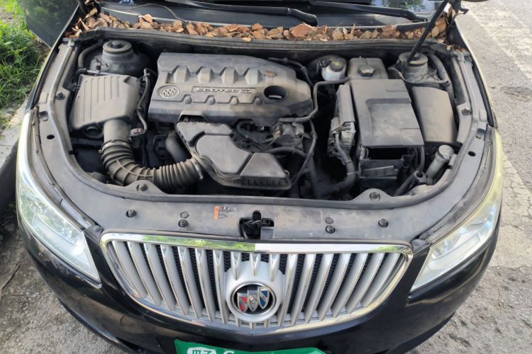 Used Buick LaCrosse 2012 2.4L SIDI Elegant Edition Engine Bay