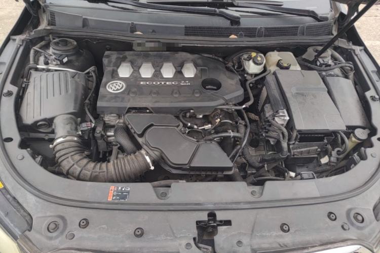 Used Buick LaCrosse 2012 2.4L SIDI Luxury Edition Engine Bay