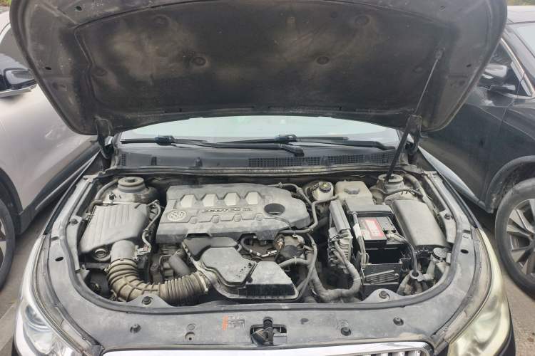 Used Buick LaCrosse 2012 2.4L SIDI Haoya Edition Engine Bay