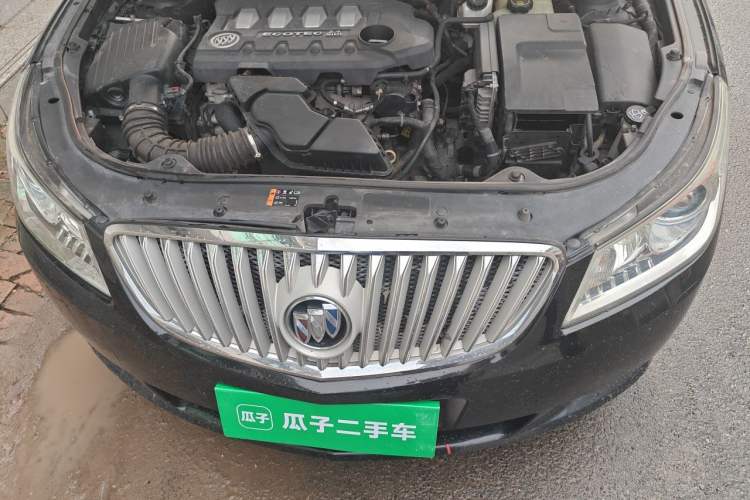 Used Buick LaCrosse 2012 2.4L SIDI Luxury Edition Engine Bay