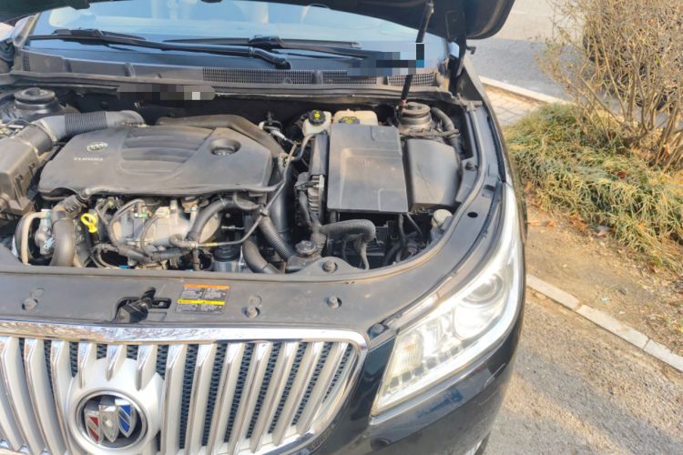 Used Buick LaCrosse 2012 2.0T Haoya Edition Engine Bay Left