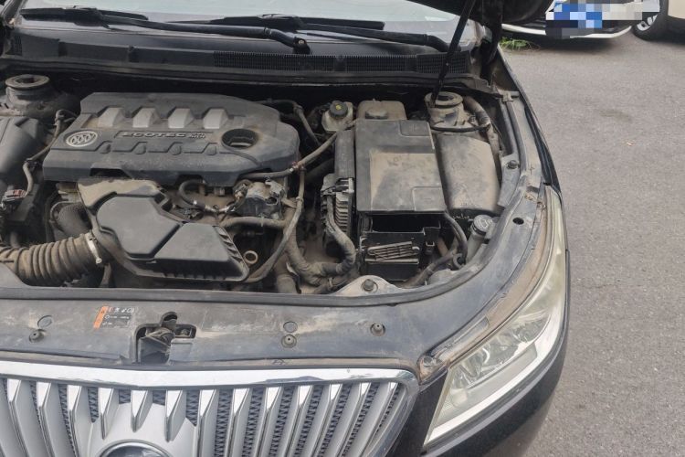 Used Buick LaCrosse 2012 2.4L SIDI Elegant Edition Engine Bay Left