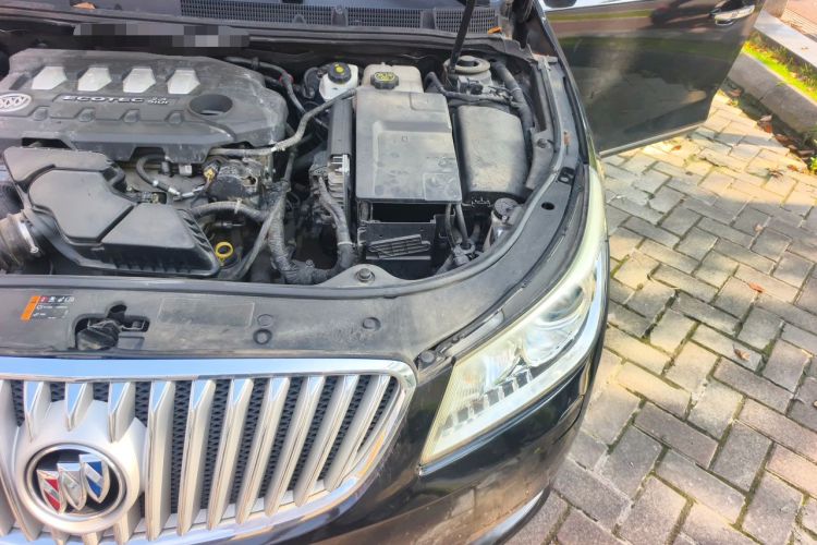 Used Buick LaCrosse 2012 2.4L SIDI Luxury Edition Engine Bay Left