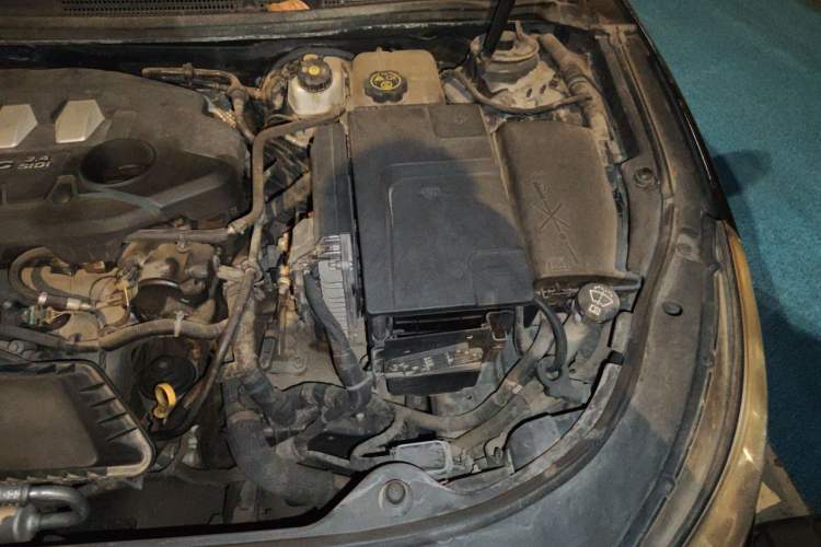 Used Buick LaCrosse 2012 2.4L SIDI Elegant Edition Engine Bay Left
