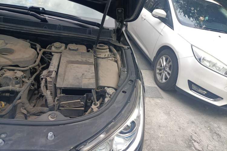 Used Buick LaCrosse 2012 2.4L SIDI Haoya Edition Engine Bay Left