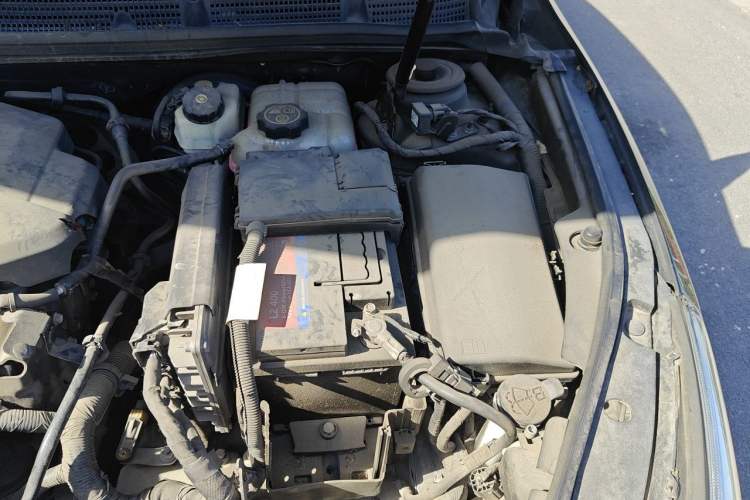 Used Buick LaCrosse 2012 2.4L SIDI Luxury Edition Engine Bay Left