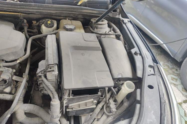 Used Buick LaCrosse 2012 2.4L SIDI Elegant Edition Engine Bay Left