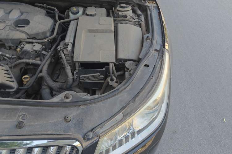 Used Buick LaCrosse 2012 2.4L SIDI Haoya Edition Engine Bay Left