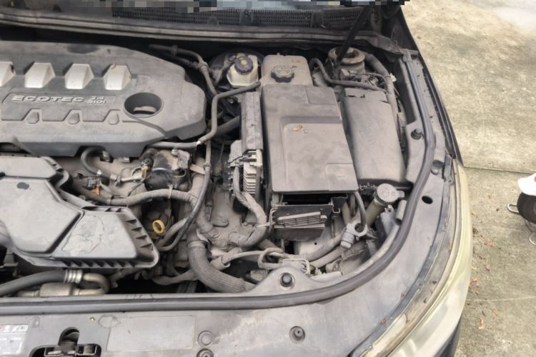 Used Buick LaCrosse 2012 2.4L SIDI Luxury Edition Engine Bay Left