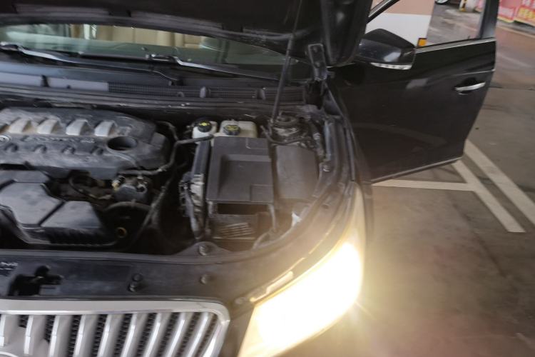 Used Buick LaCrosse 2012 2.4L SIDI Comfort Edition Engine Bay Left