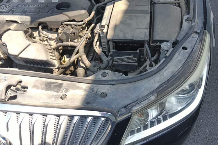 Used Buick LaCrosse 2012 2.4L SIDI Haoya Edition Engine Bay Left