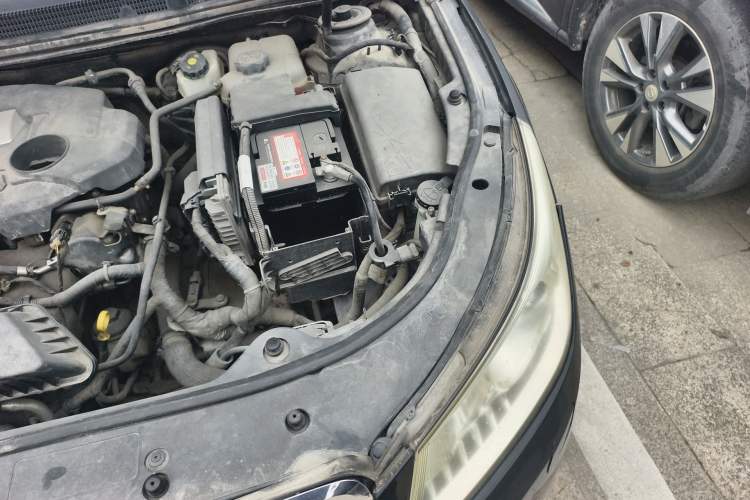 Used Buick LaCrosse 2012 2.4L SIDI Haoya Edition Engine Bay Left