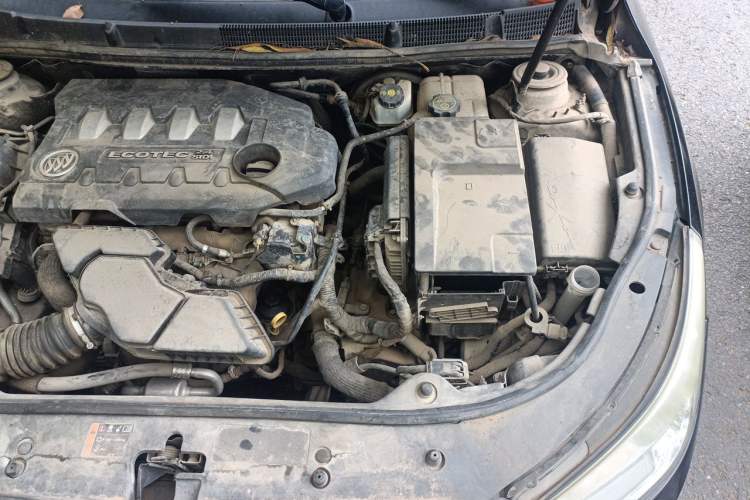 Used Buick LaCrosse 2012 2.4L SIDI Haoya Edition Engine Bay Left