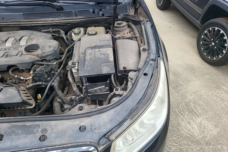Used Buick LaCrosse 2012 2.4L SIDI Comfort Edition Engine Bay Left