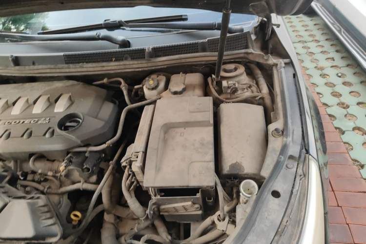 Used Buick LaCrosse 2012 2.4L SIDI Luxury Edition Engine Bay Left