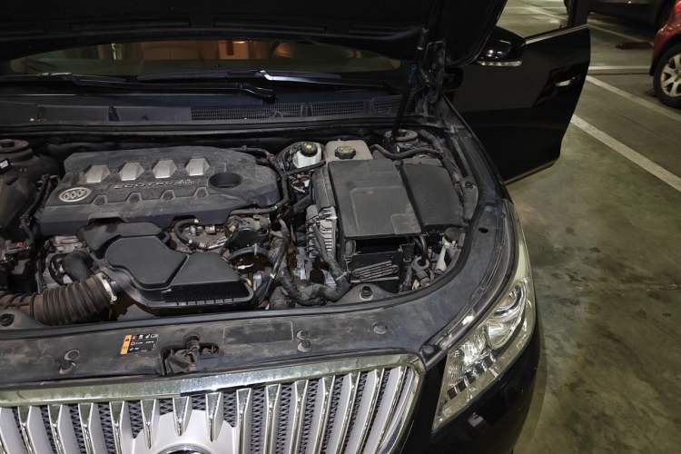 Used Buick LaCrosse 2012 2.4L SIDI Luxury Edition Engine Bay Left