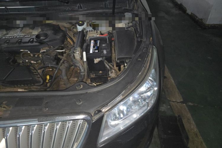 Used Buick LaCrosse 2012 2.4L SIDI Comfort Edition Engine Bay Left