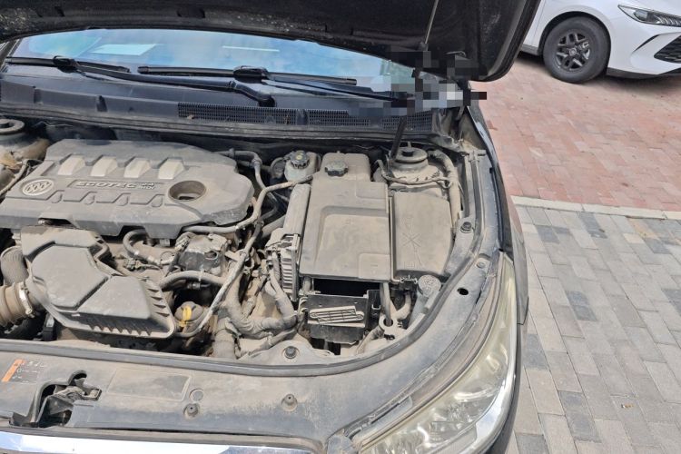 Used Buick LaCrosse 2012 2.4L SIDI Elegant Edition Engine Bay Left