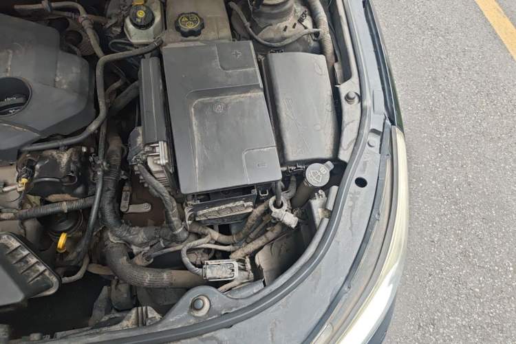 Used Buick LaCrosse 2012 2.4L SIDI Haoya Edition Engine Bay Left