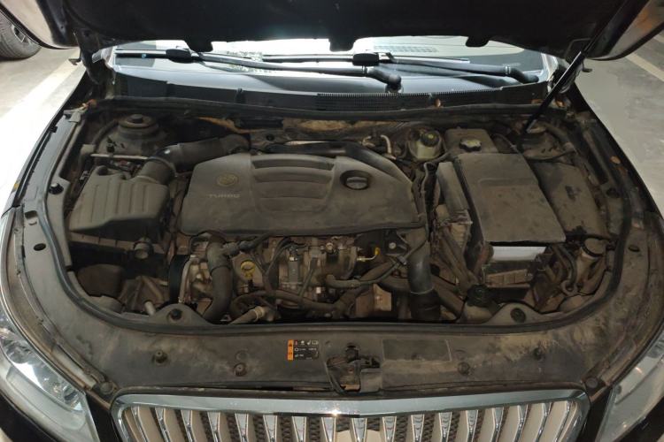 Used Buick LaCrosse 2012 2.0T Comfort Edition Engine Bay
