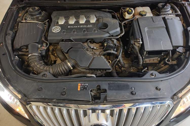 Used Buick LaCrosse 2012 2.4L SIDI Haoya Edition Engine Bay