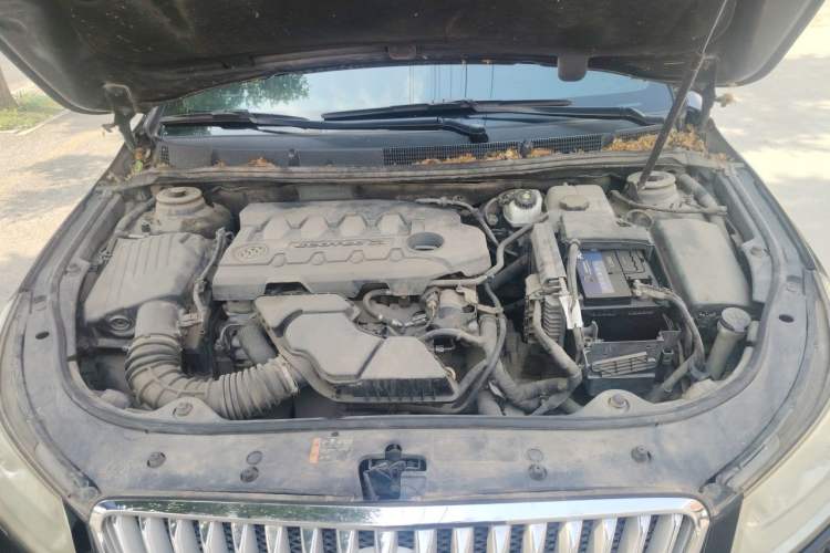 Used Buick LaCrosse 2012 2.4L SIDI Comfort Edition Engine Bay