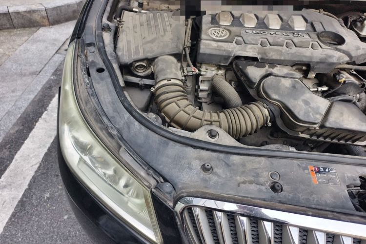 Used Buick LaCrosse 2012 2.4L SIDI Elegant Edition Engine Bay Right