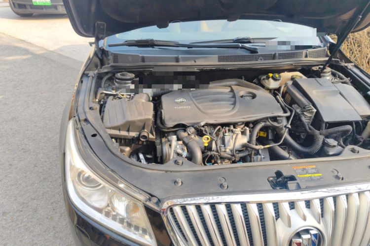 Used Buick LaCrosse 2012 2.0T Haoya Edition Engine Bay Right